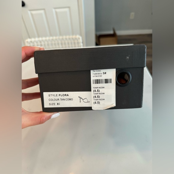 Tony Bianco Mule - Picture 5 of 7